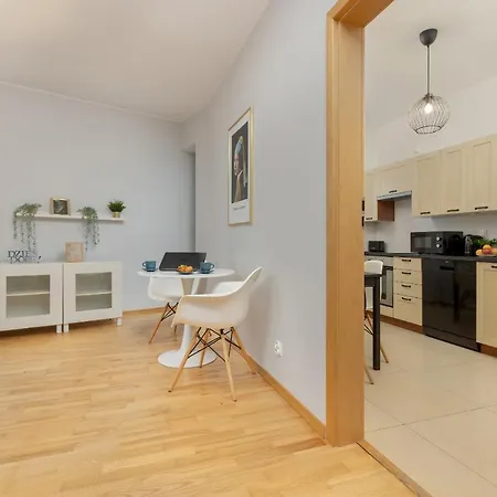 Appartement Gold & Blue Cozy In By Renters